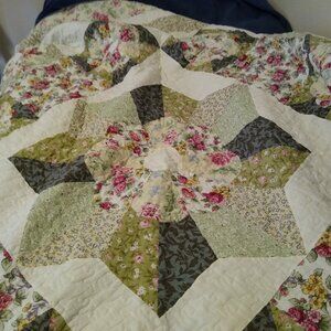 Full Size Quilt -  with 2 matching shams